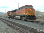 BNSF 4074 C44-9W switching lines